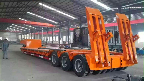 山東掛車(chē)廠