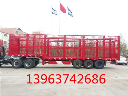 倉柵式運輸半掛車