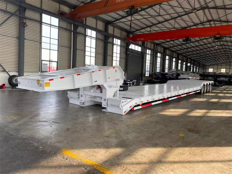 17.5米低平板半掛車