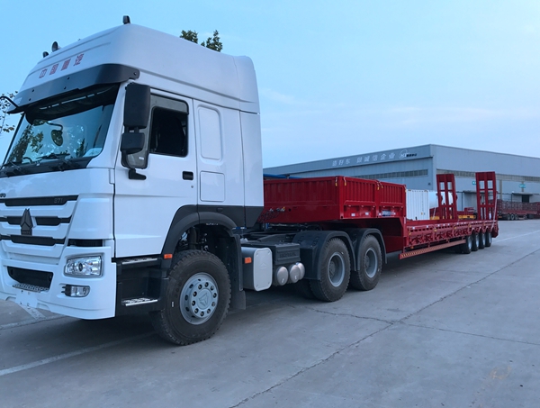 特種低平板半掛車