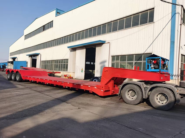 低平板運(yùn)輸半掛車廠家