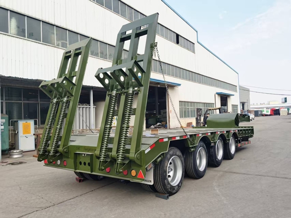  13米低平板半掛車